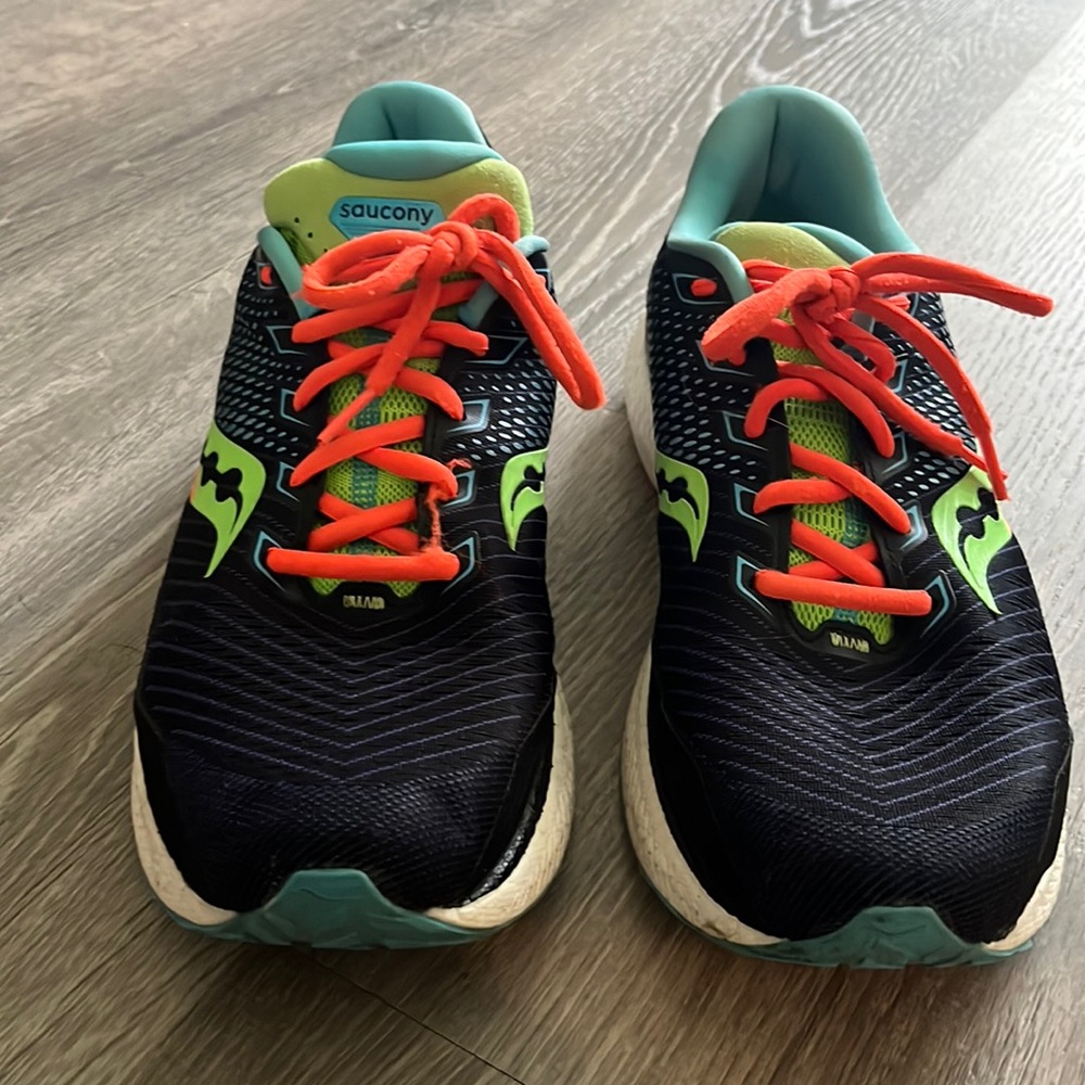 Saucony Running Shoes 10